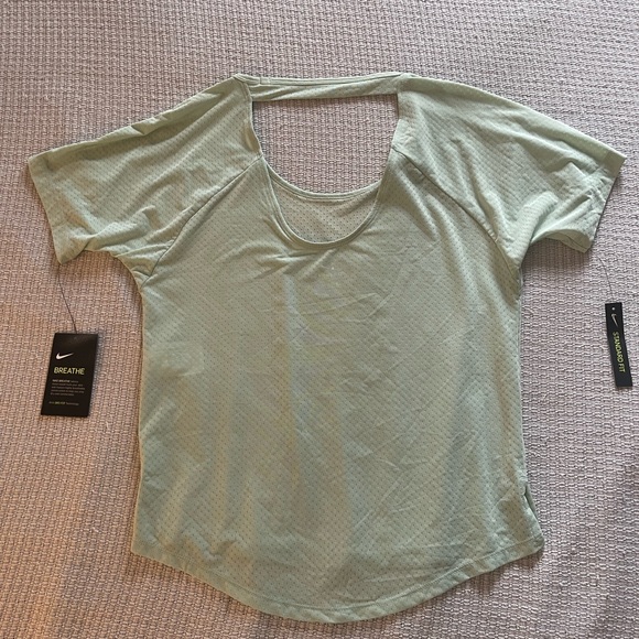 Nike Dri-Fit Workout Tee - Picture 3 of 5